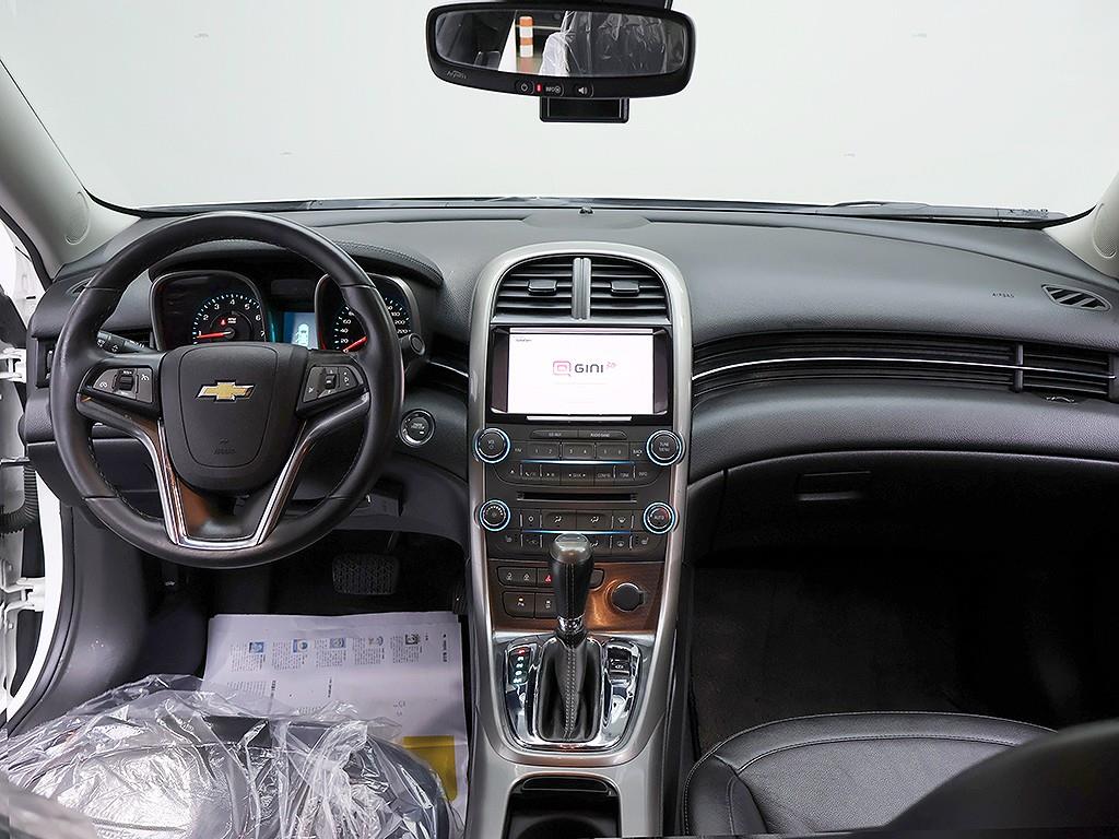 Chevrolet Malibu - Vista 9