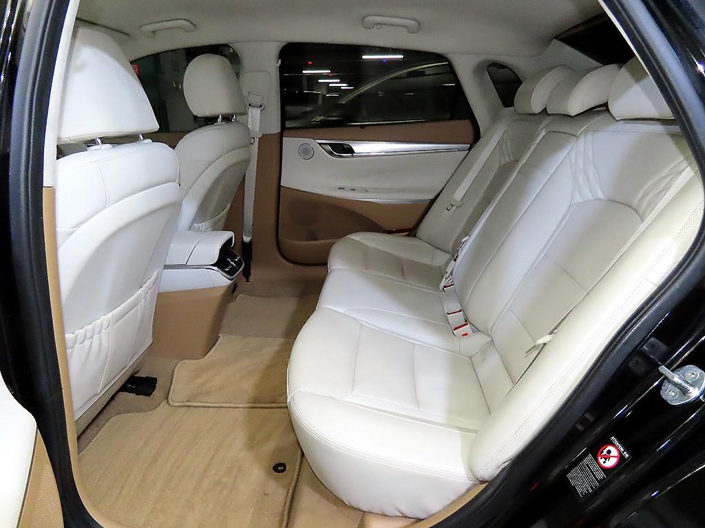 HYUNDAI Grandeur - Vista 7