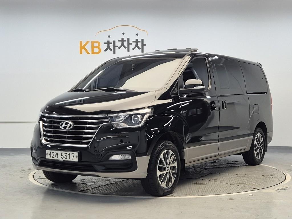 HYUNDAI Starex 2019 Negro - Importación desde Corea - HF Imports Iquique - Foto 1
