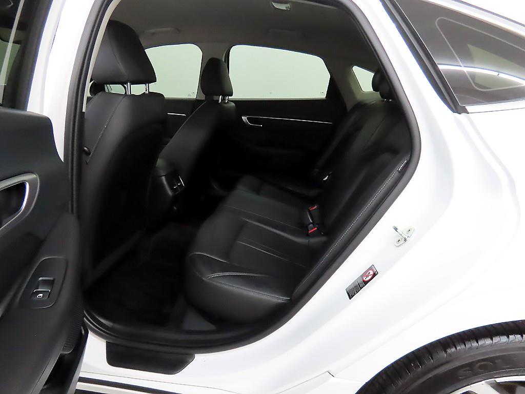HYUNDAI Sonata - Vista 6