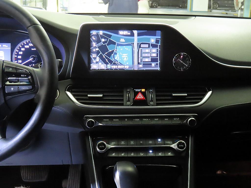 HYUNDAI Grandeur - Vista 11