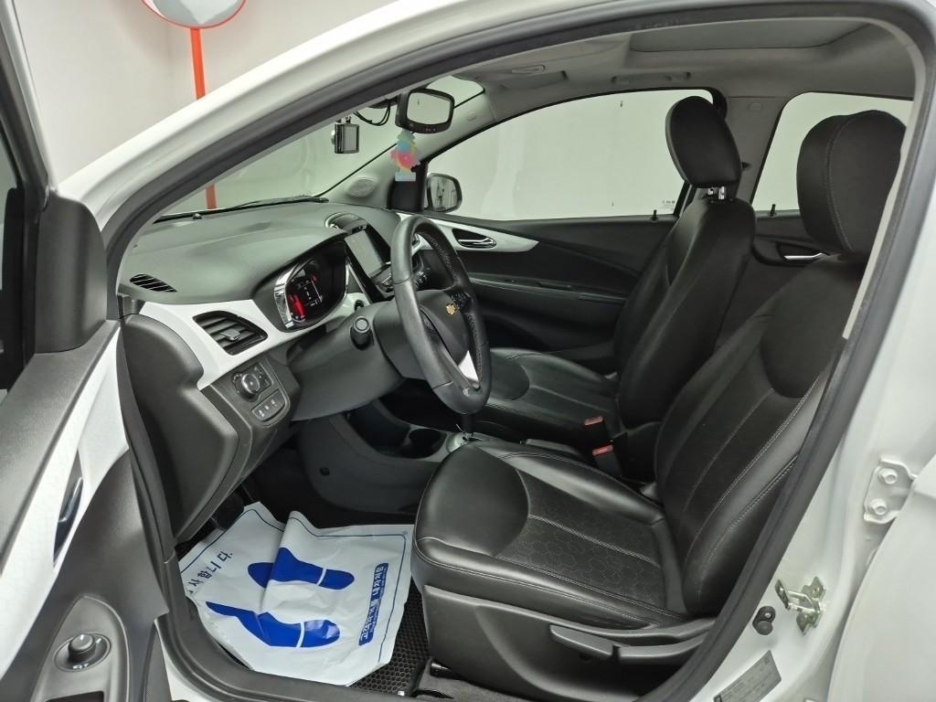 Chevrolet Spark - Vista 11