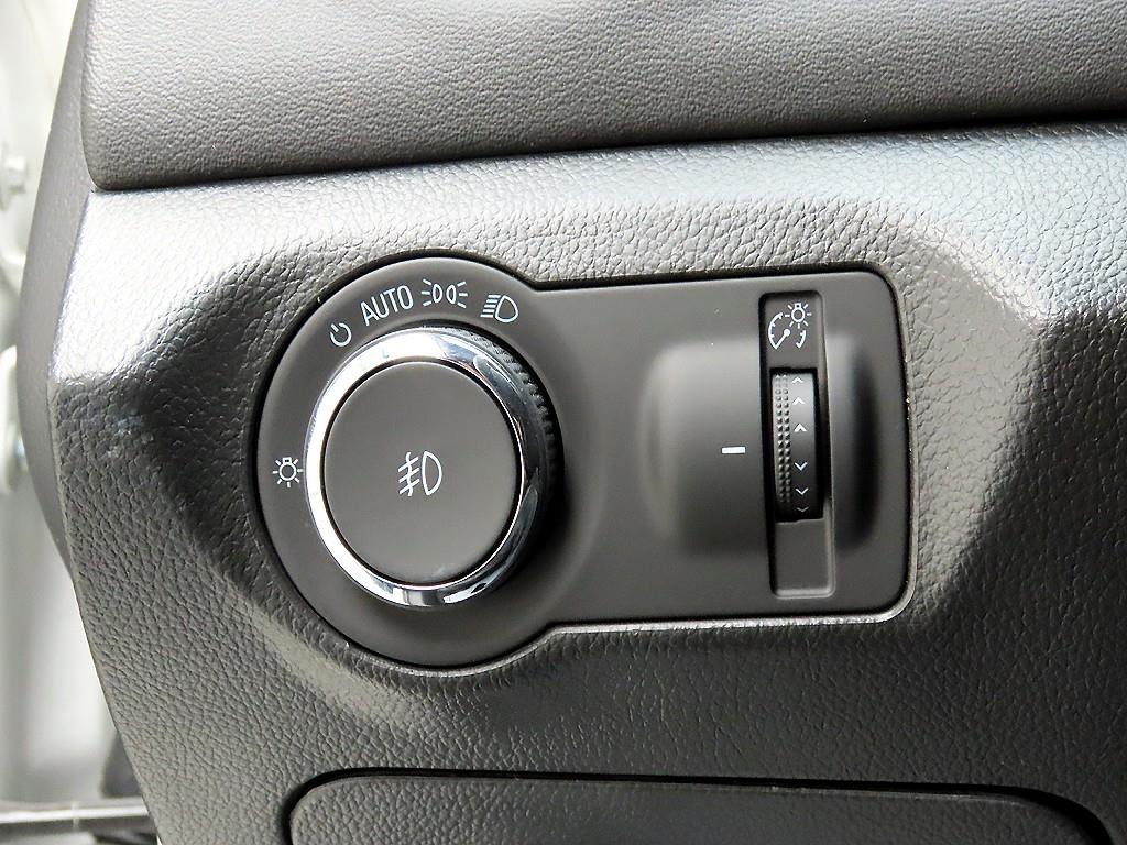 Chevrolet Cruise - Vista 12