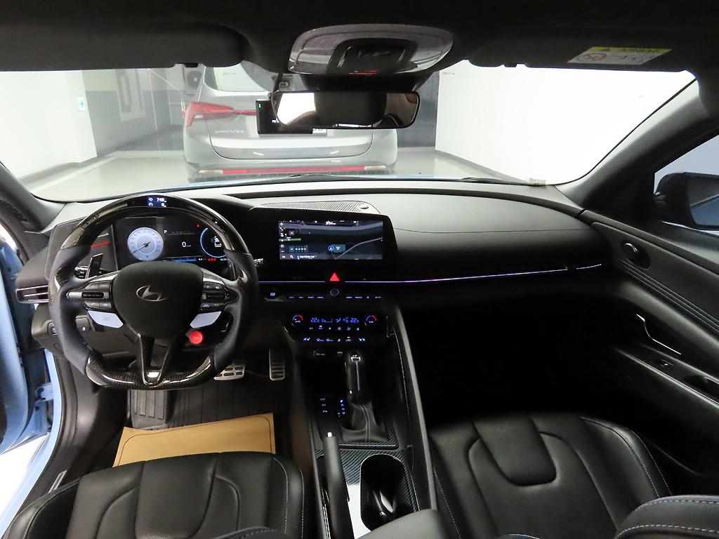 HYUNDAI Avante - Vista 6