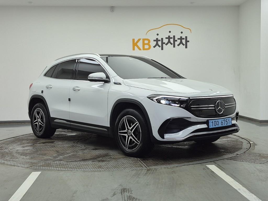 Mercedes Benz EQA - Vista 2