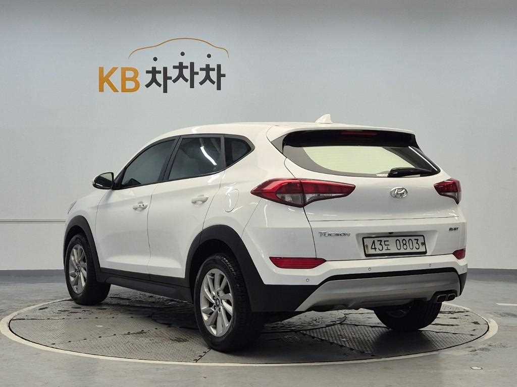 HYUNDAI Tucson - Vista 2