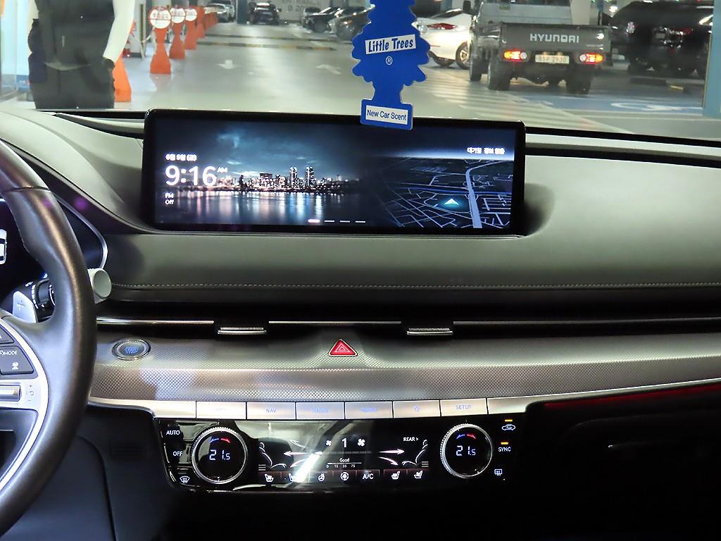 Genesis G80 - Vista 11
