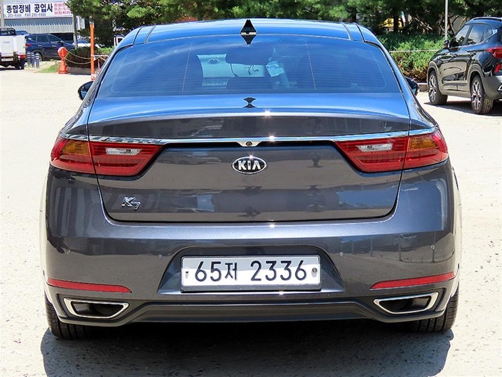 KIA K7 - Vista 4