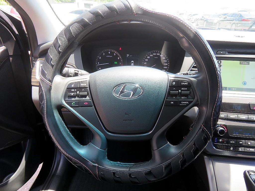 HYUNDAI Sonata - Vista 9