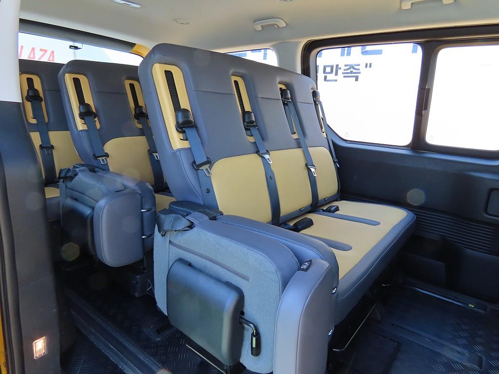 HYUNDAI Staria - Vista 7