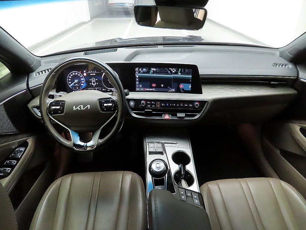 KIA K8 - Vista 8