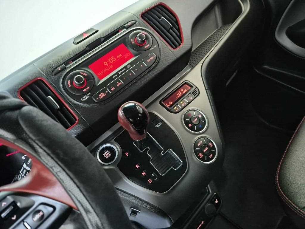 KIA Ray - Vista 10