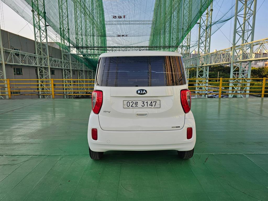KIA Ray - Vista 5