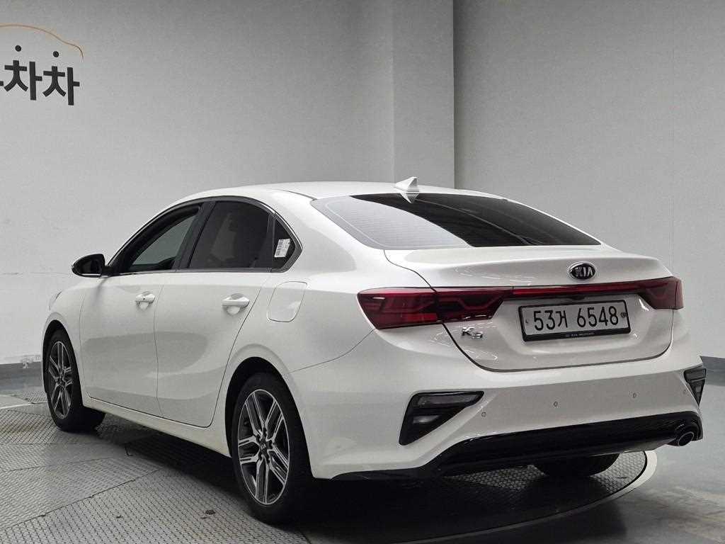 KIA K3 - Vista 2