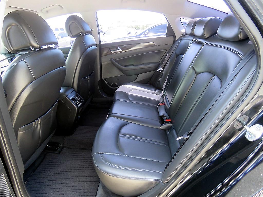 HYUNDAI Sonata - Vista 7
