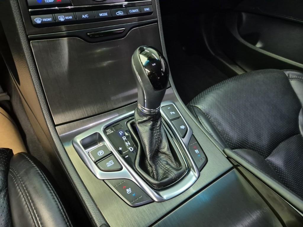 HYUNDAI Grandeur 2015 Blanco - Importación desde Corea - HF Imports Iquique - Foto 14