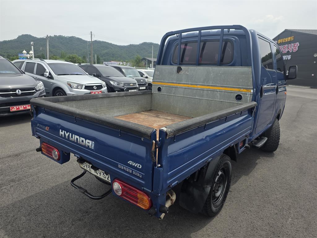 Small Truck Cargo (small) - Vista 2