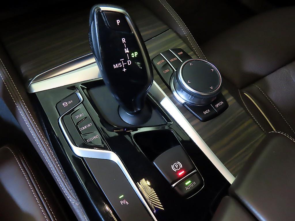 BMW 5 Series - Vista 12