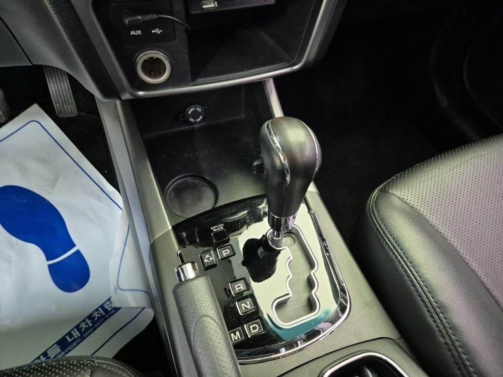 Ssangyong Korando - Vista 8