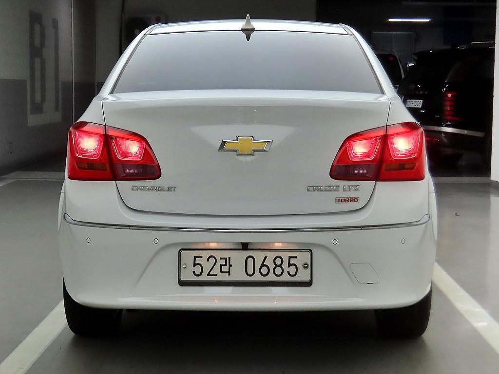 Chevrolet Cruise - Vista 3
