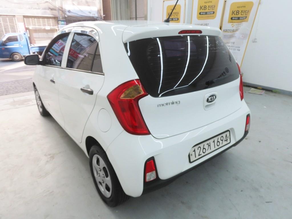 KIA Morning - Vista 4