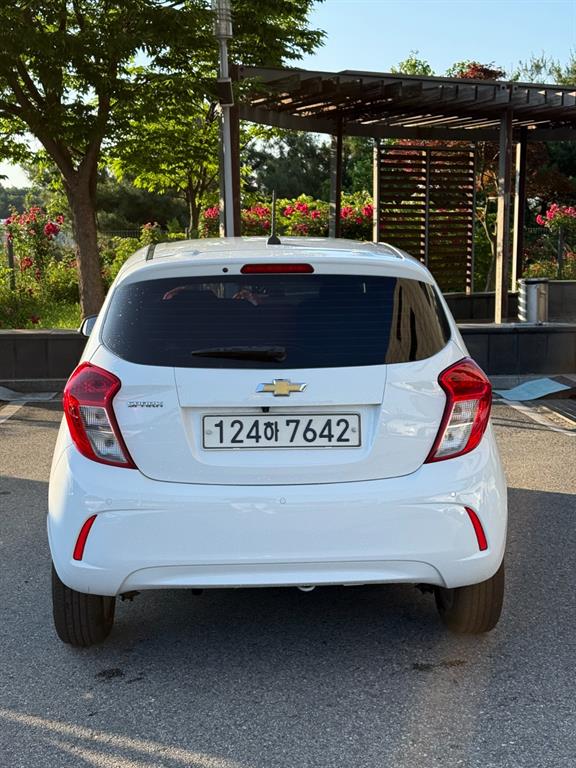 Chevrolet Spark - Vista 5
