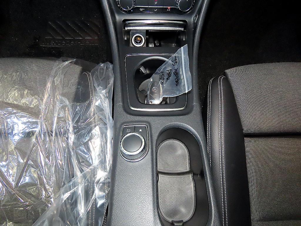 Mercedes Benz A Class - Vista 12