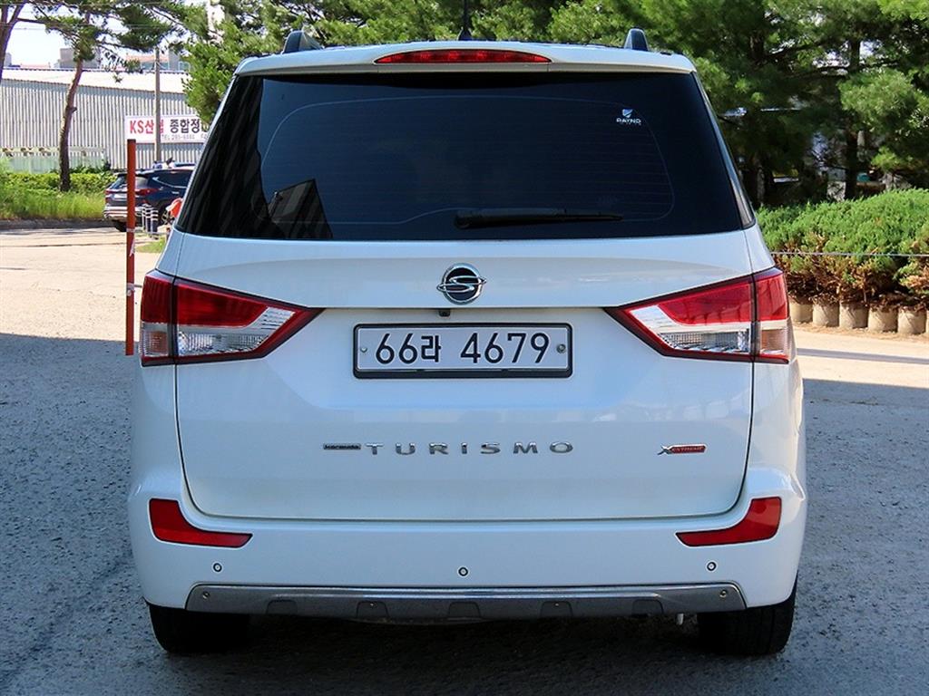 Ssangyong Korando - Vista 4