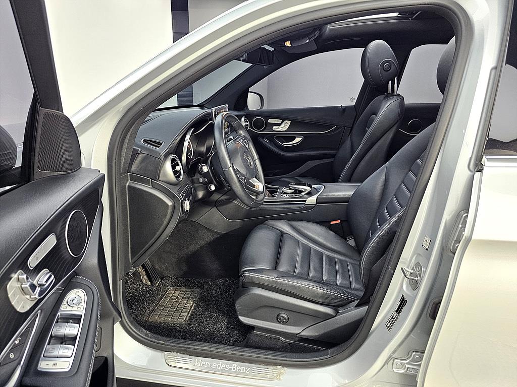 Mercedes Benz GLC Class - Vista 7