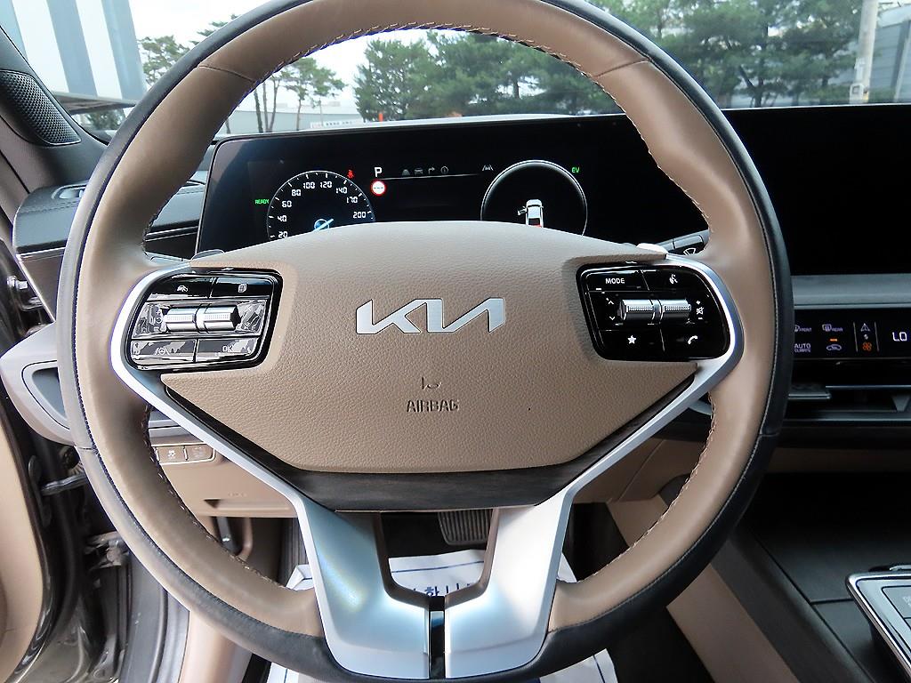 KIA K8 - Vista 8