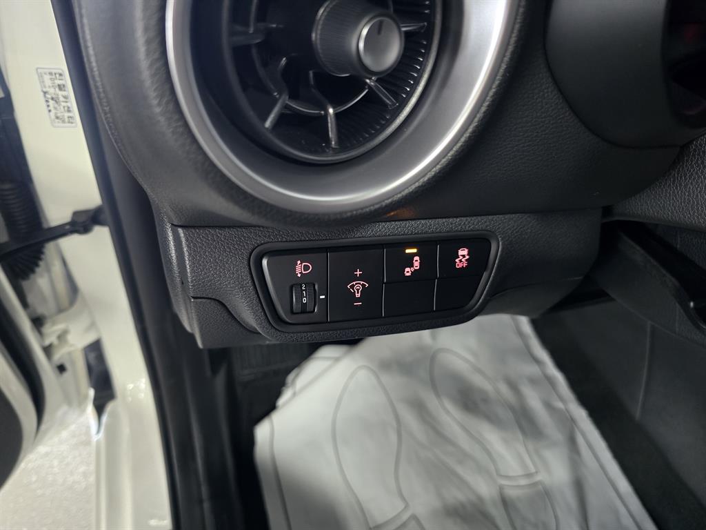 KIA K3 2022 Blanco - Importación desde Corea - HF Imports Iquique - Foto 16