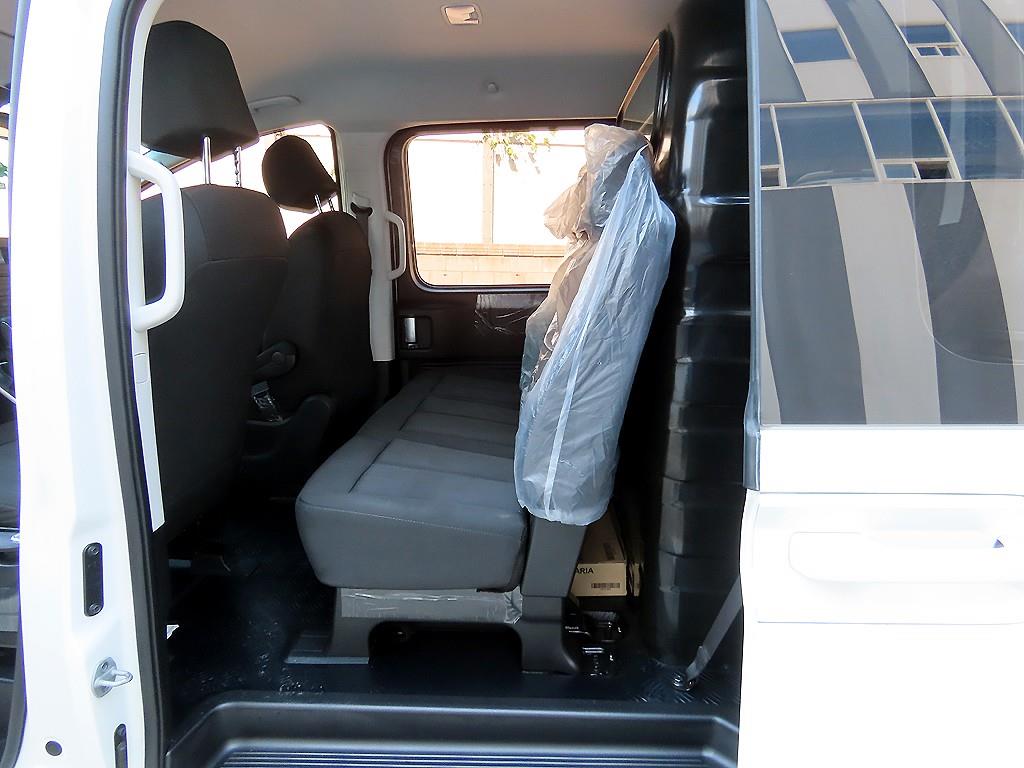 HYUNDAI Staria - Vista 6