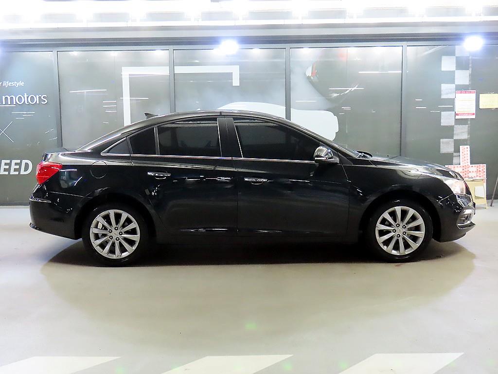 Chevrolet Cruise - Vista 3
