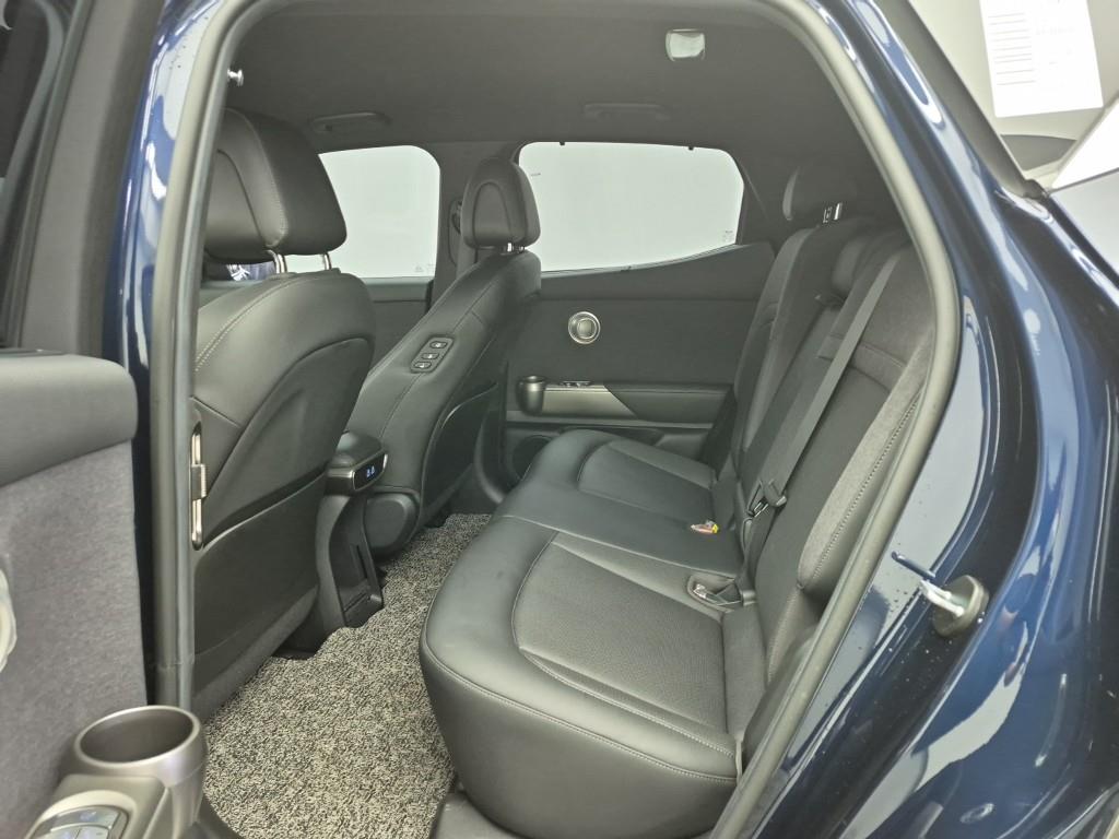 Genesis GV60 - Vista 12