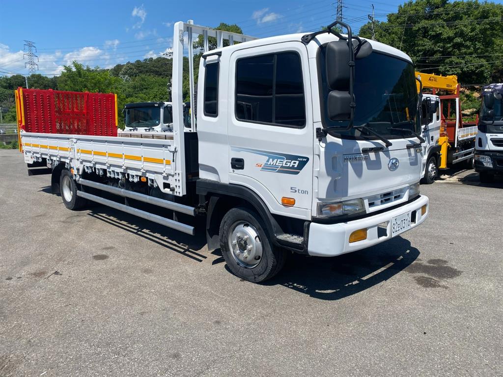 medium and large cargo Lekka 2003 Blanco - Importación desde Corea - HF Imports Iquique - Foto 1