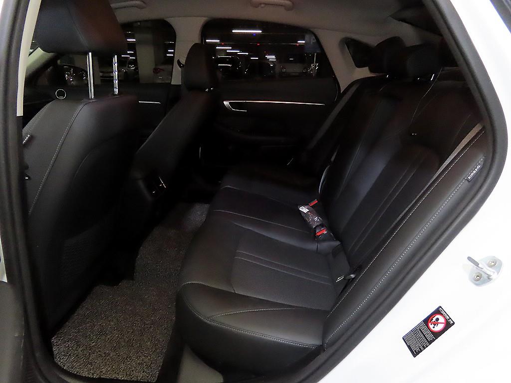 HYUNDAI Sonata - Vista 7