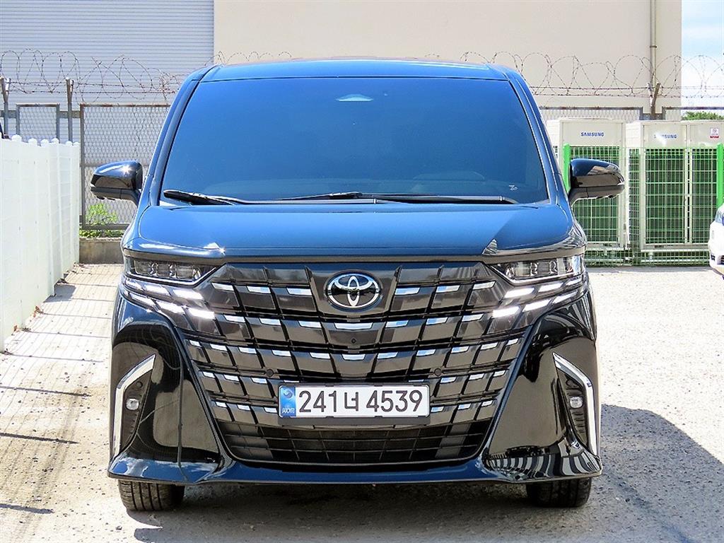 Toyota Alphard 2024 Negro - Importación desde Corea - HF Imports Iquique - Foto 1