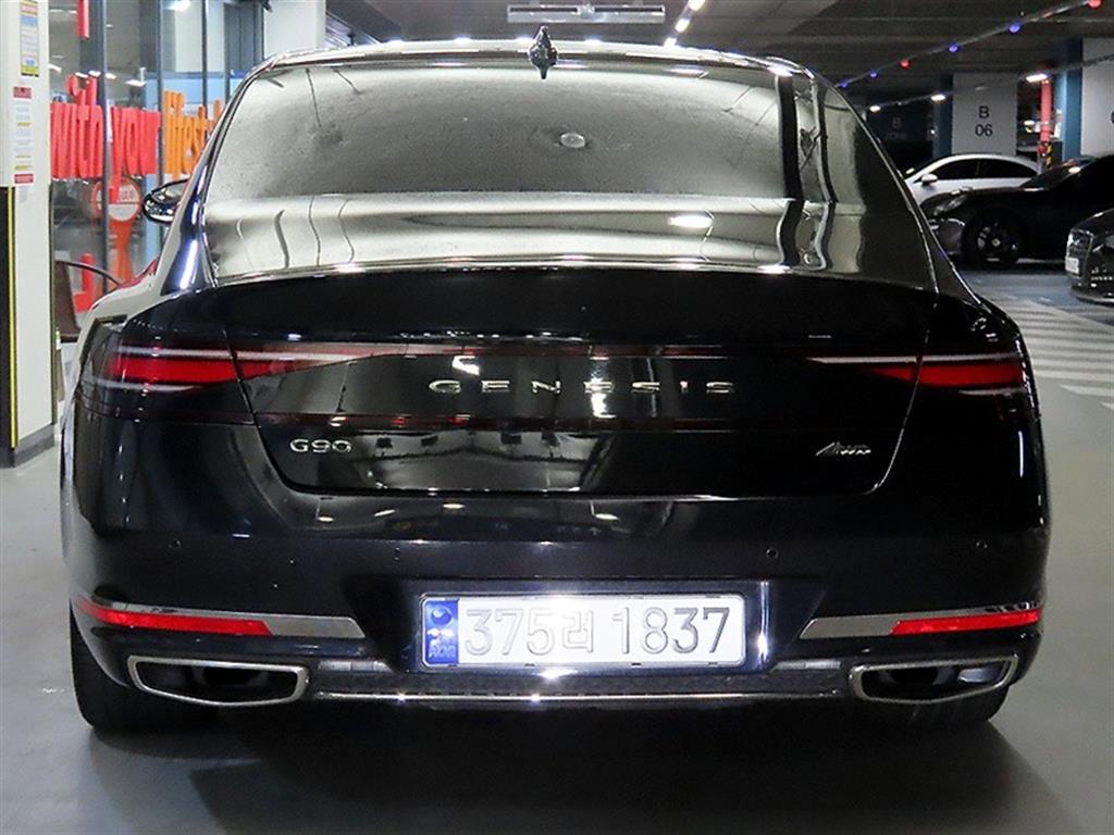 Genesis G90 - Vista 5