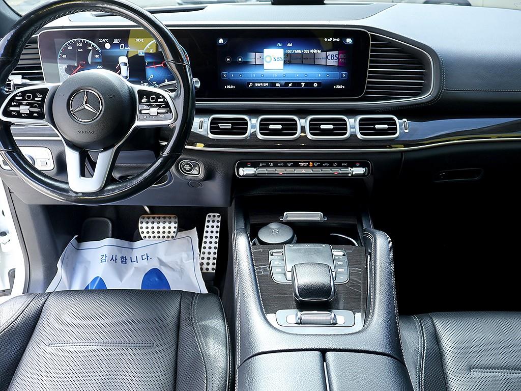 Mercedes Benz GLE Class - Vista 9