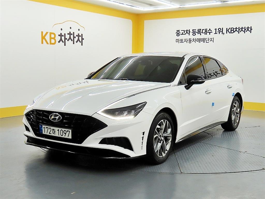 HYUNDAI Sonata - Vista 2