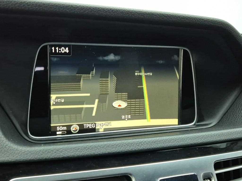 Mercedes Benz E class 2016 Negro - Importación desde Corea - HF Imports Iquique - Foto 13