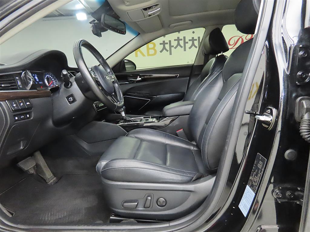 KIA K7 - Vista 5