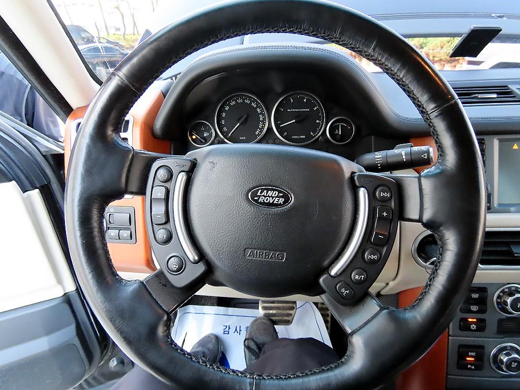 Land Rover Range Rover - Vista 8