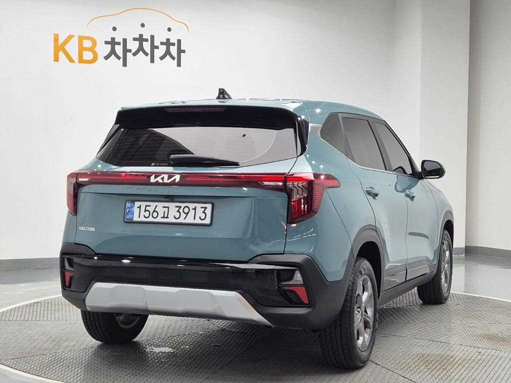 KIA Seltos - Vista 3