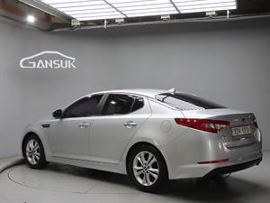 KIA K5 - Vista 6