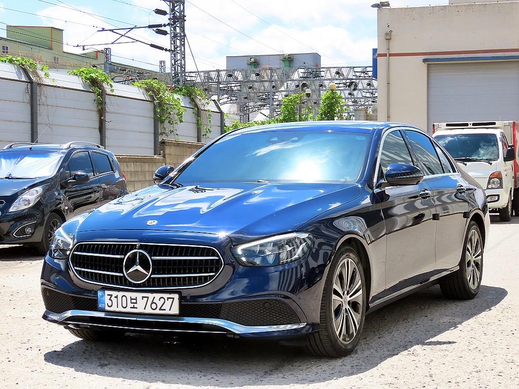 Mercedes Benz E class - Vista 2