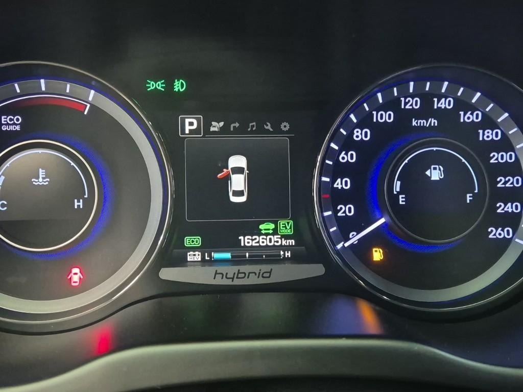 HYUNDAI Grandeur 2015 Blanco - Importación desde Corea - HF Imports Iquique - Foto 18