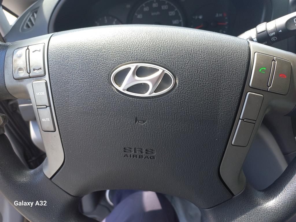 HYUNDAI Starex - Vista 11