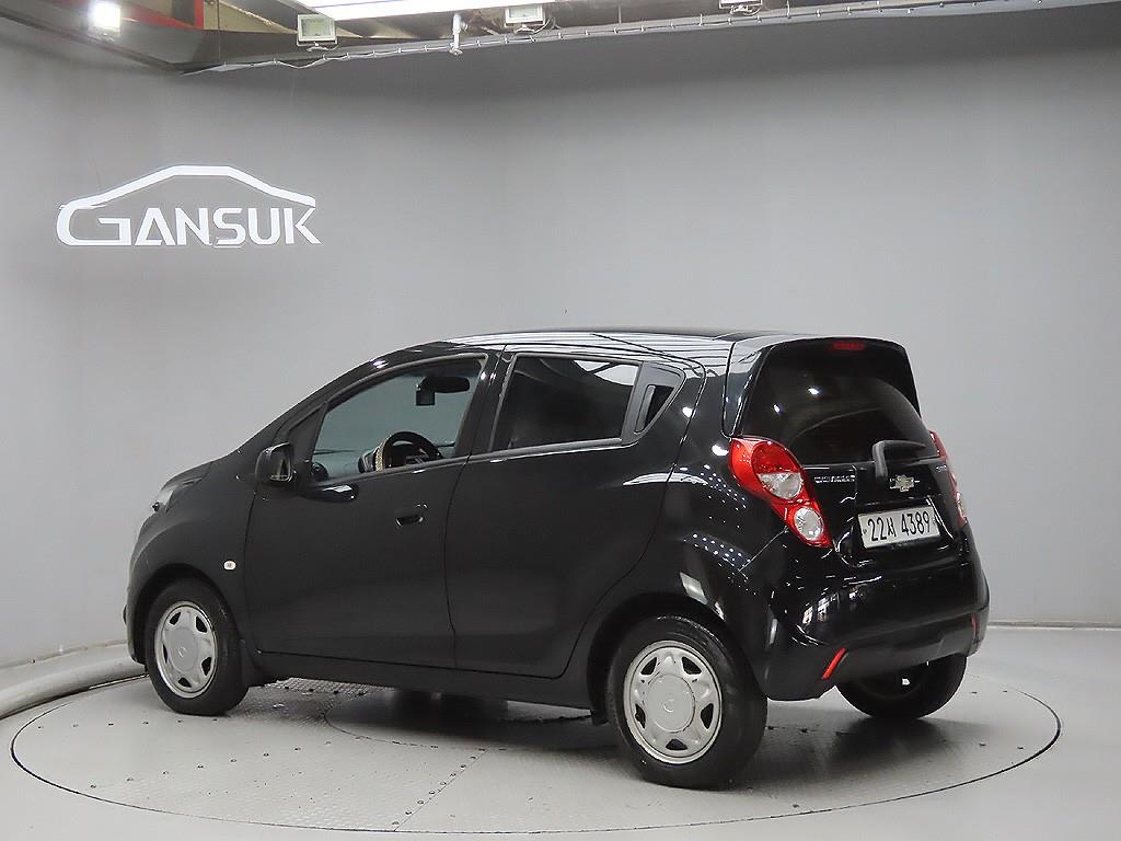 Chevrolet Spark - Vista 5