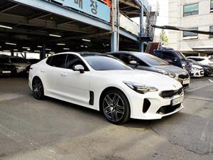 KIA Stinger - Vista 4